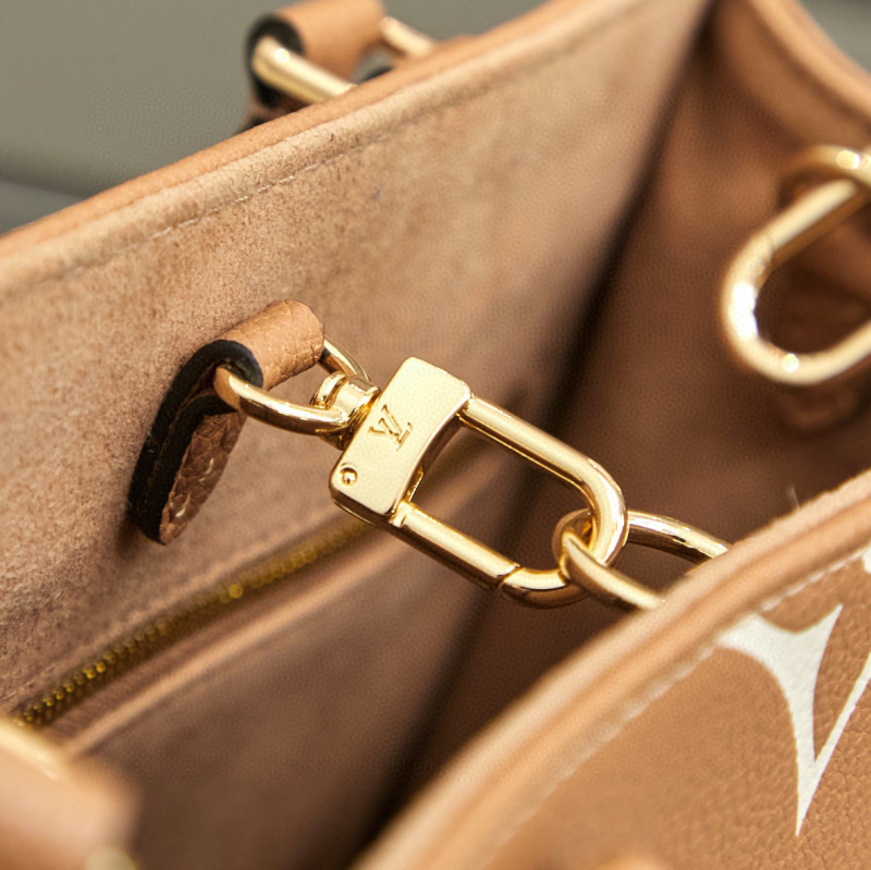 LV ONTHEGO SMALL HANDBAG