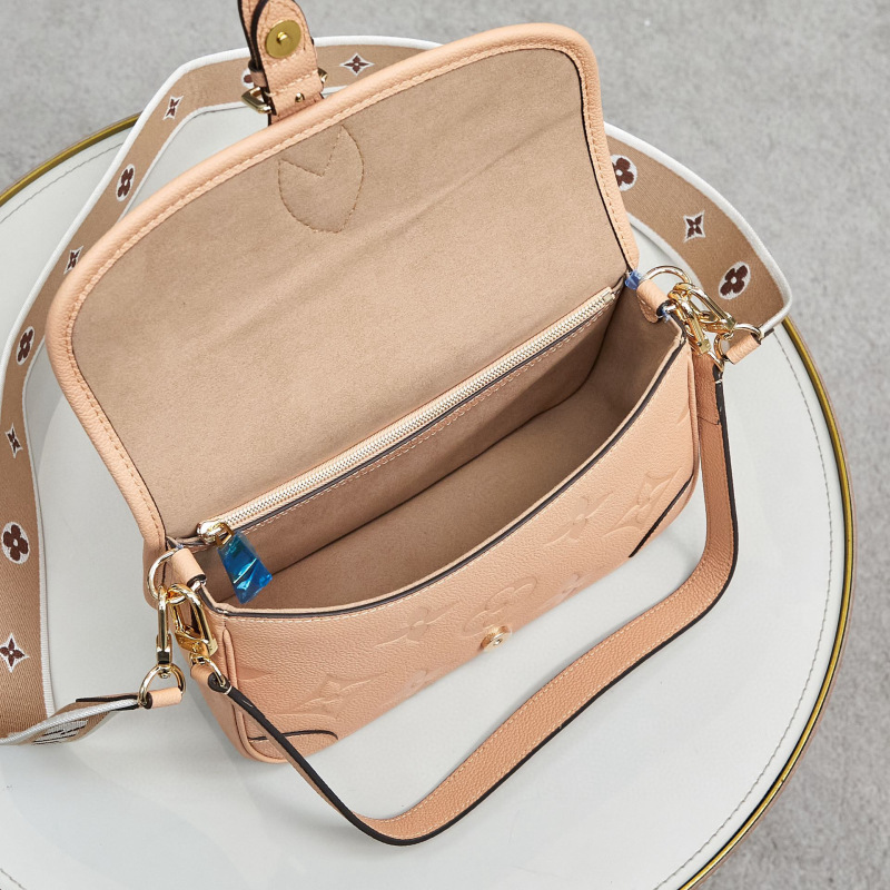 LV DIANE Handbag