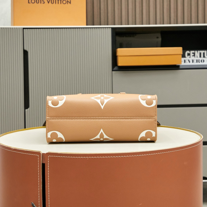 LV ONTHEGO SMALL HANDBAG