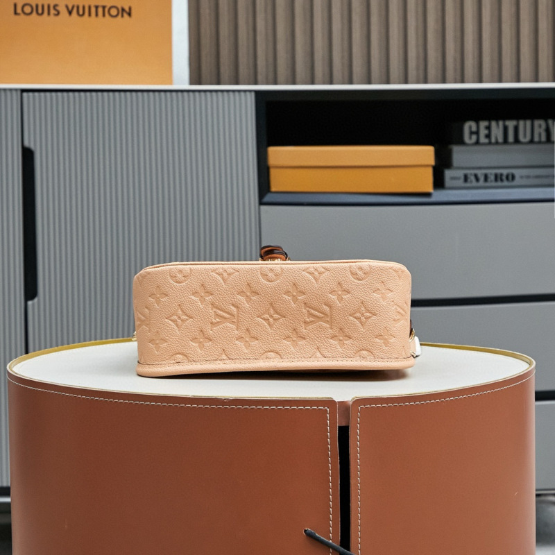 LV DIANE Handbag