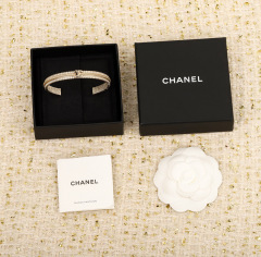 CHANEL Bracelet