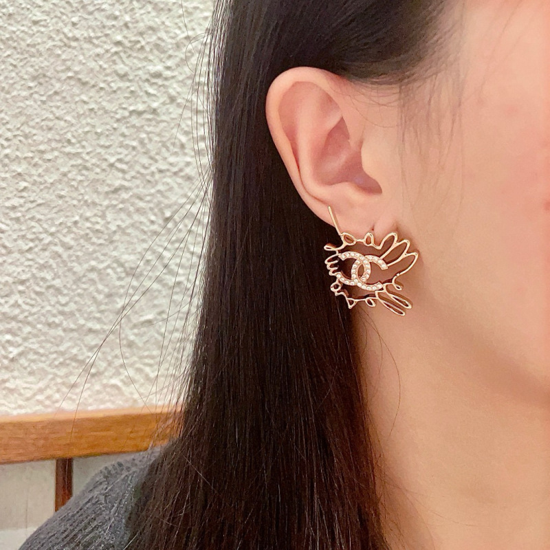 CHANEL Earrings