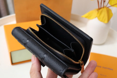 Metis short wallet M80880 black (embossed) inherited Métis leather series.