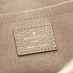 LV BABYLONE TOTE  Handbag