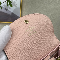 M41939 gold button pink You can customize the initial signature.