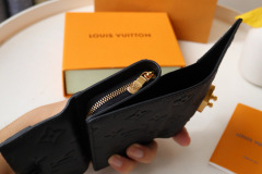 Metis short wallet M80880 black (embossed) inherited Métis leather series.