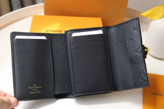 Metis short wallet M80880 black (embossed) inherited Métis leather series.