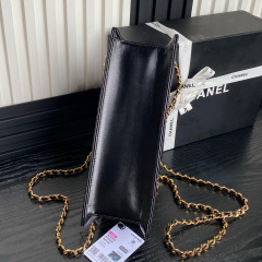 CHANEL Shoulder Bag