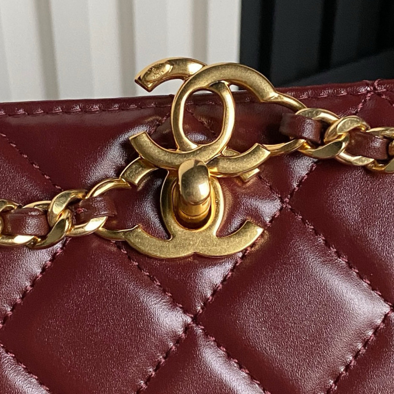 CHANEL Shoulder Bag