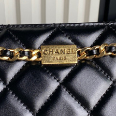 CHANEL Shoulder Bag