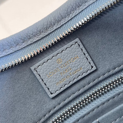 LV CARRYALL Small Handbag
