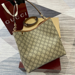 GUCCI GG EMBLEM SMALL SHOULDER BAG