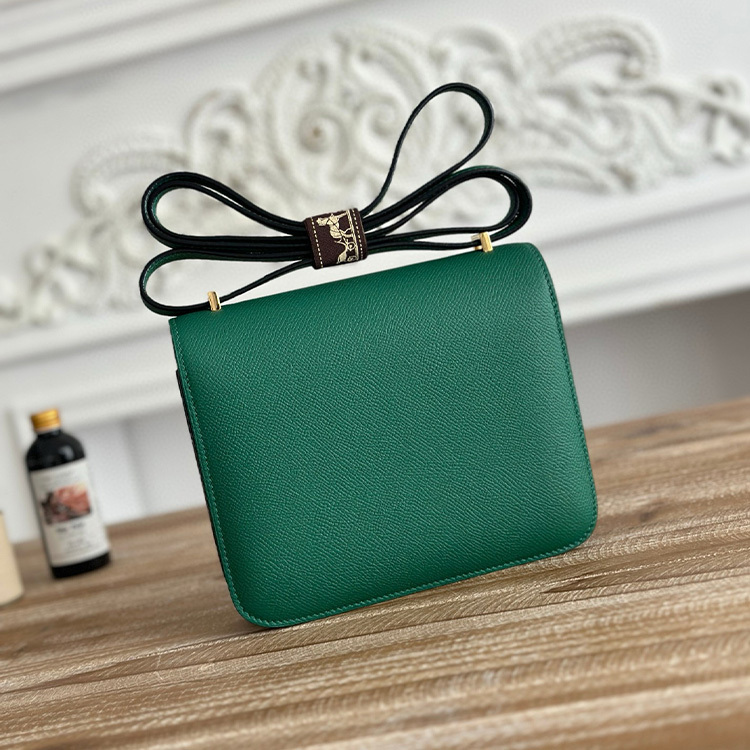 HERMES Constance 19 Crossbody Bag