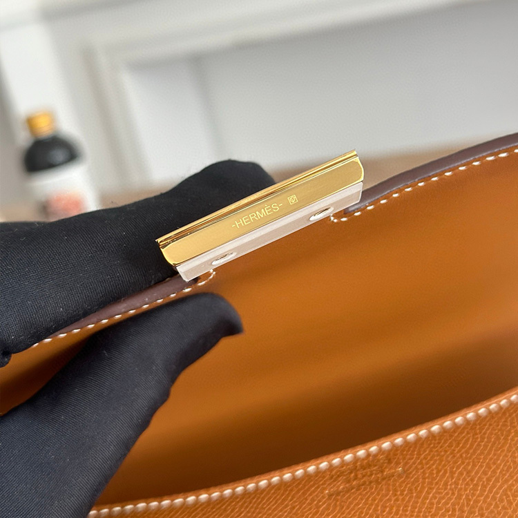 HERMES Constance 19 Crossbody Bag