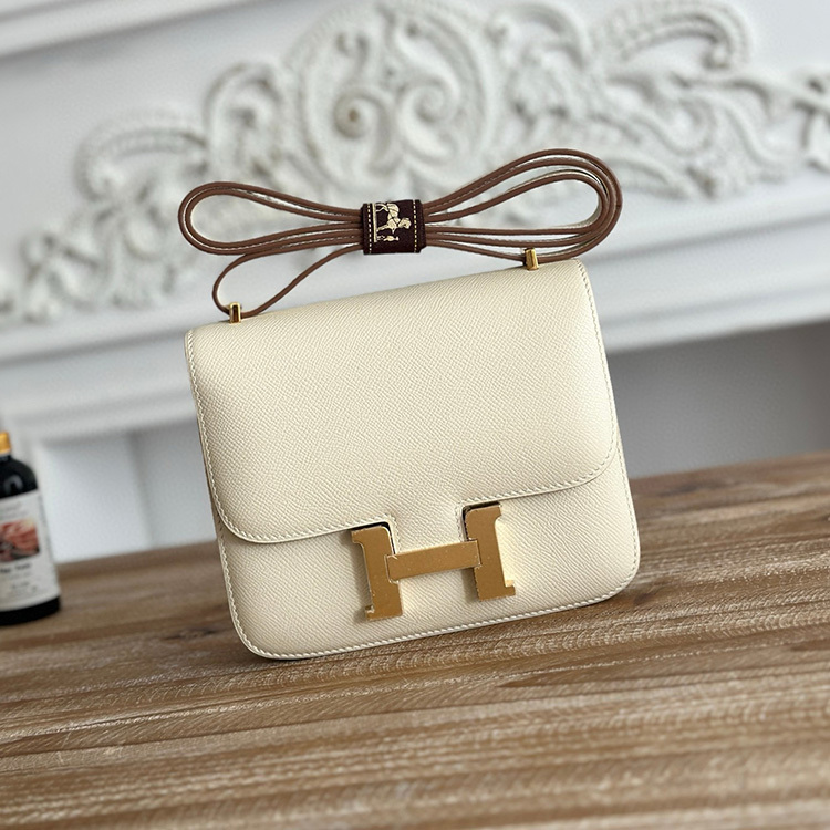 HERMES Constance 19 Crossbody Bag
