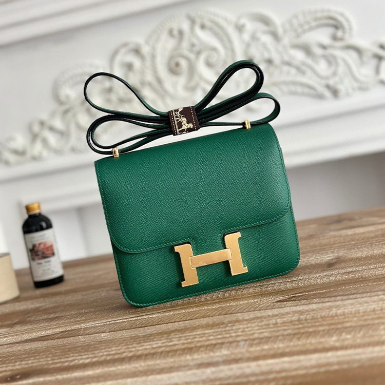 HERMES Constance 19 Crossbody Bag