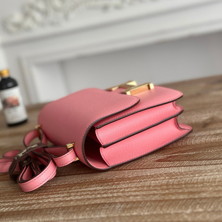 HERMES Constance 19 Crossbody Bag