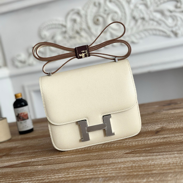 HERMES Constance 19 Crossbody Bag