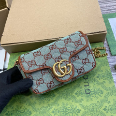 GUCCI GG MARMONT SUPER MINI BAG