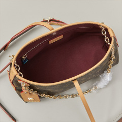 LV CARRYALL BB Shoulder Bag