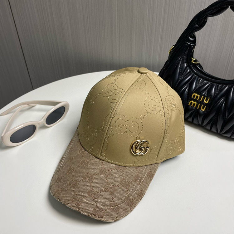 GUCCI baseball cap