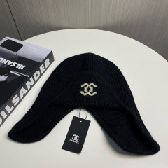 CHANEL Knitted hat