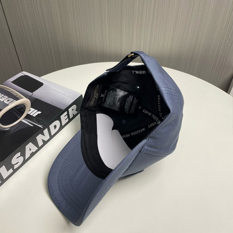 LV Classic baseball cap