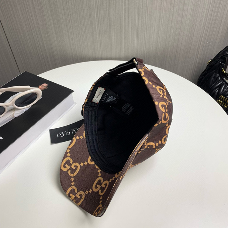 GUCCI baseball cap