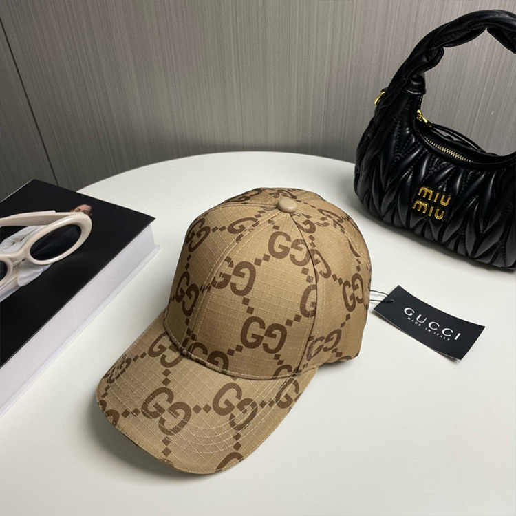 GUCCI baseball cap