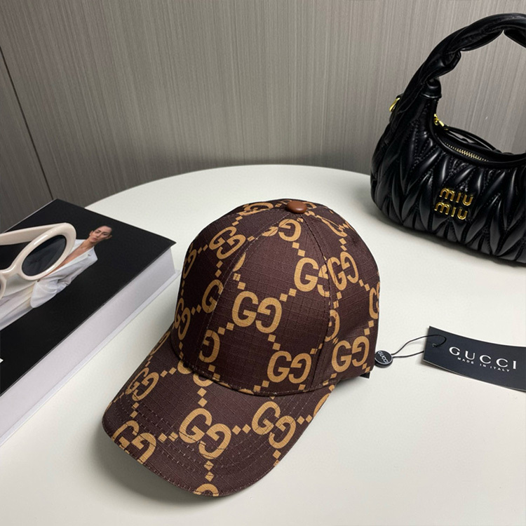 GUCCI baseball cap