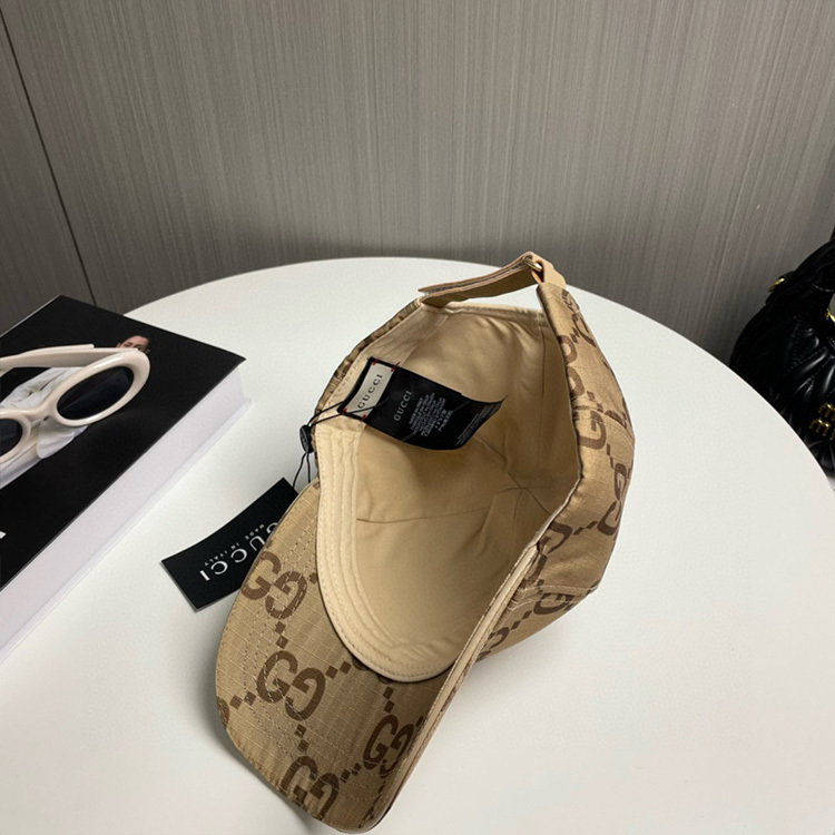 GUCCI baseball cap