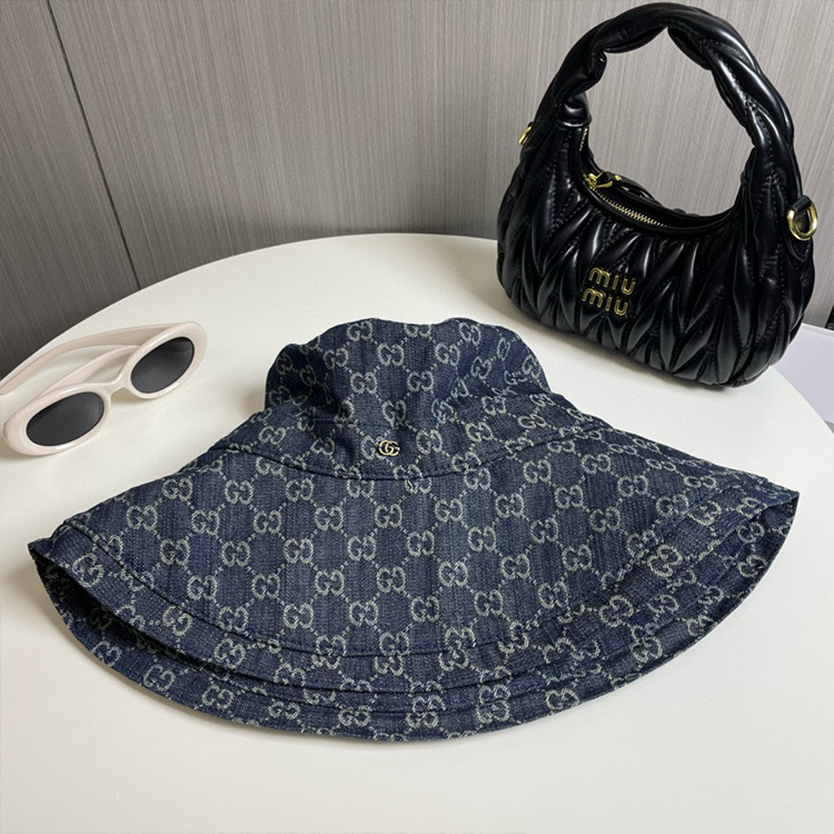 GUCCI Bucket Hat