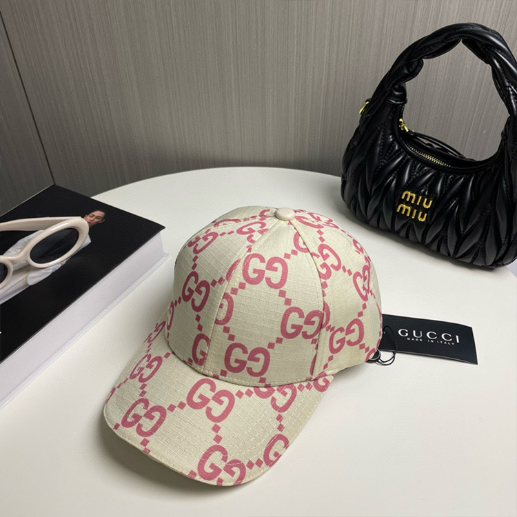 GUCCI baseball cap