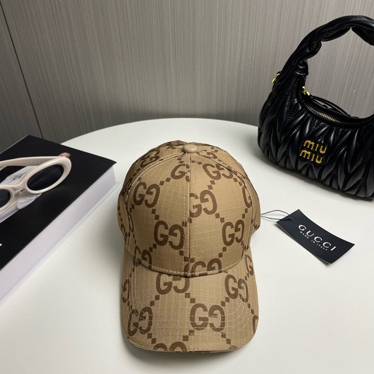 GUCCI baseball cap