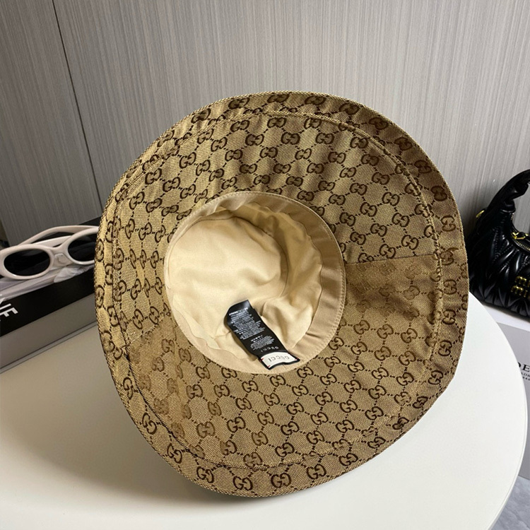 GUCCI Bucket Hat