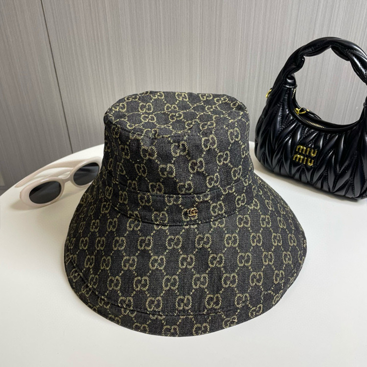 GUCCI Bucket Hat