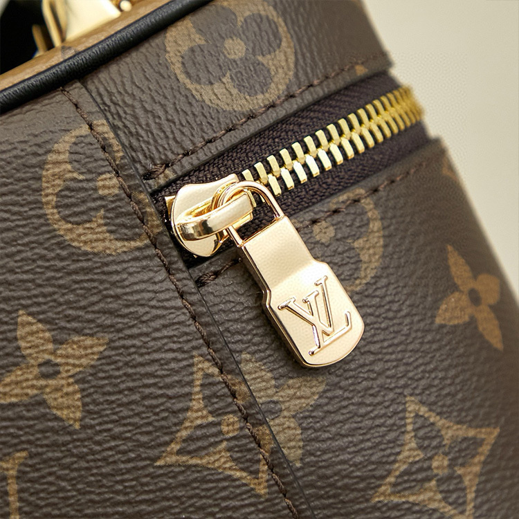 LV VANITY SMALL Handbag