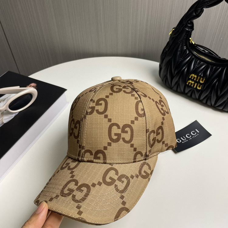 GUCCI baseball cap