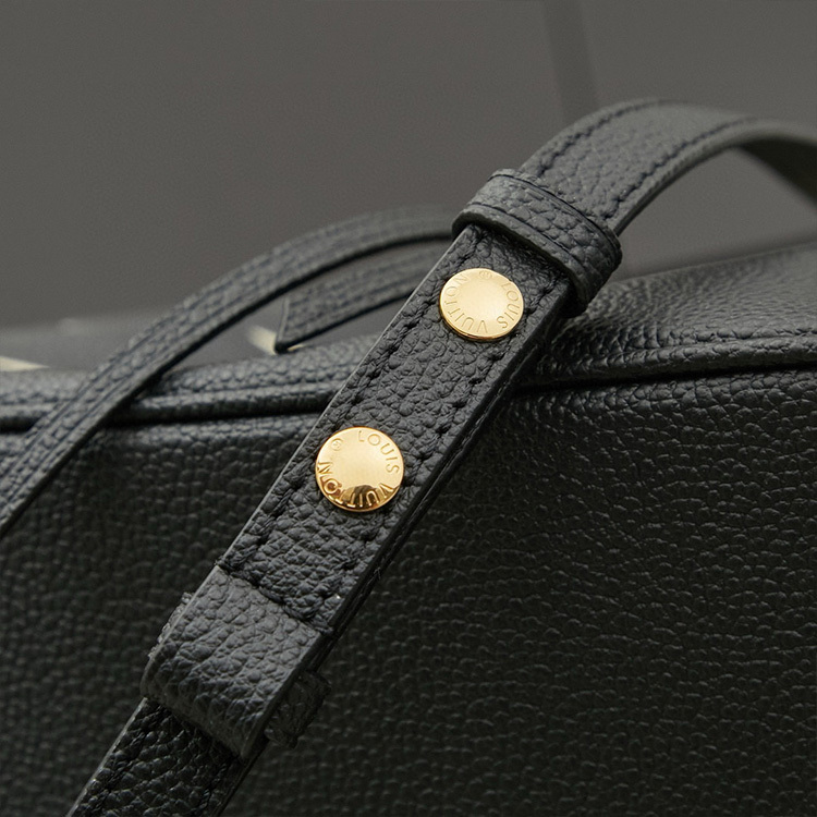 LV NéoNoé MM Handbag