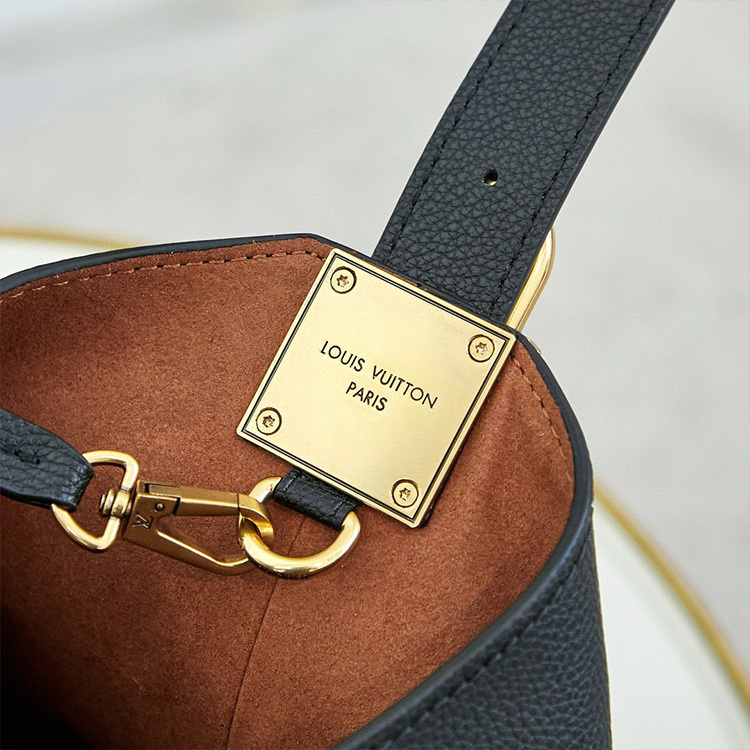 LV Low Key Hobo PM