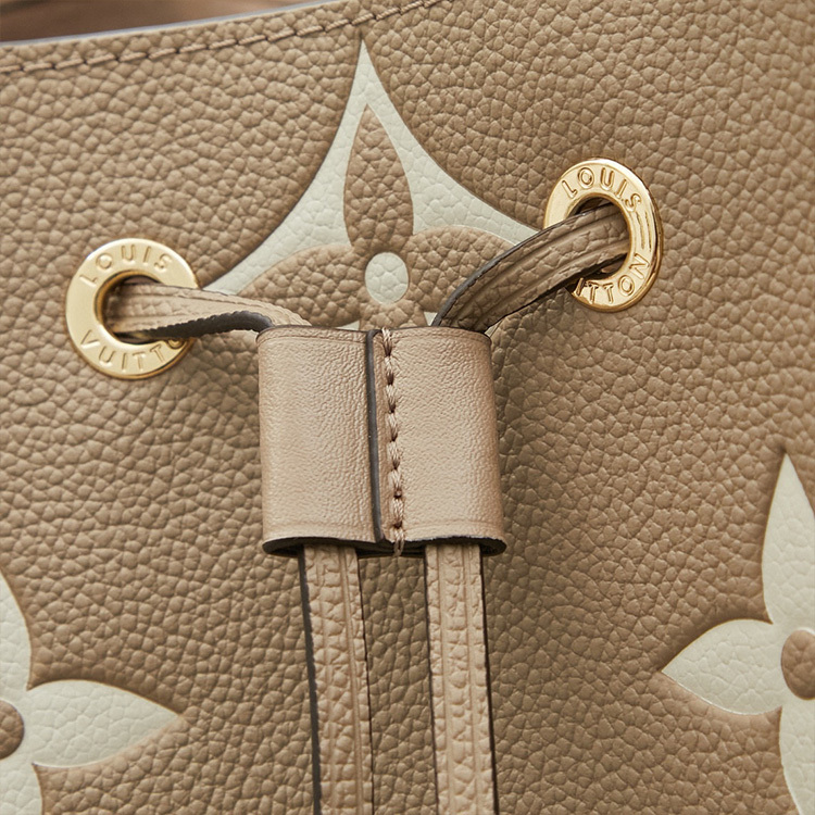 LV NéoNoé MM Handbag