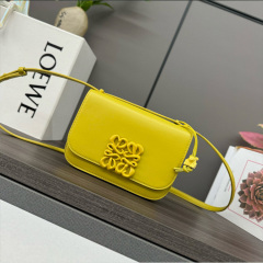 LOEWE Goya bag