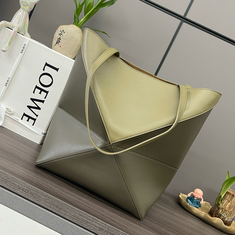 LOEWE Medium Puzzle Fold tote in shiny calfskin