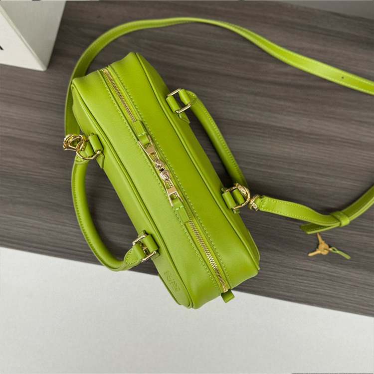 LOEWE Amazona 23 Cropped bag in nappa calfskin