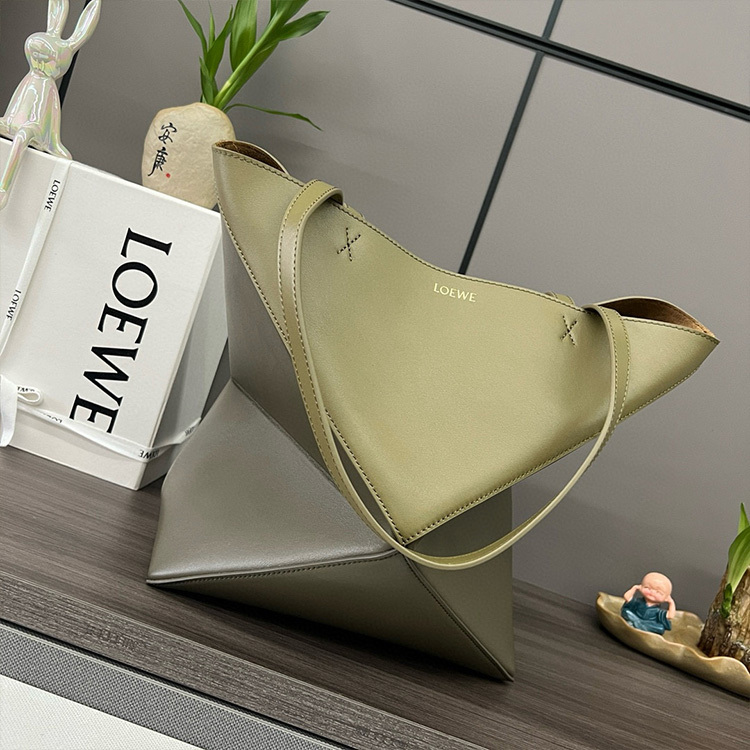 LOEWE Medium Puzzle Fold tote in shiny calfskin