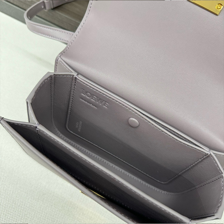 LOEWE Goya bag