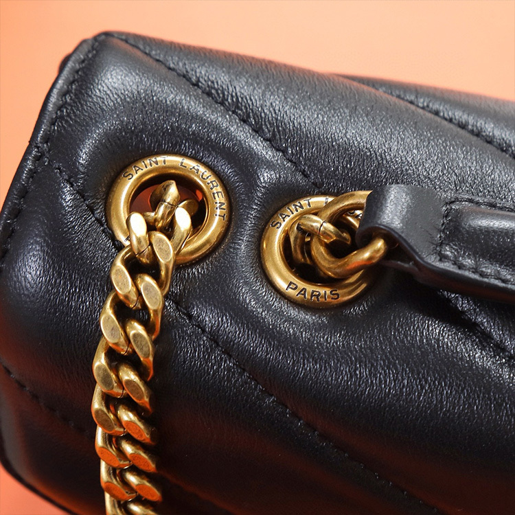 YSL LOULOU MEDIUM IN MATELASSÉ LAMBSKIN