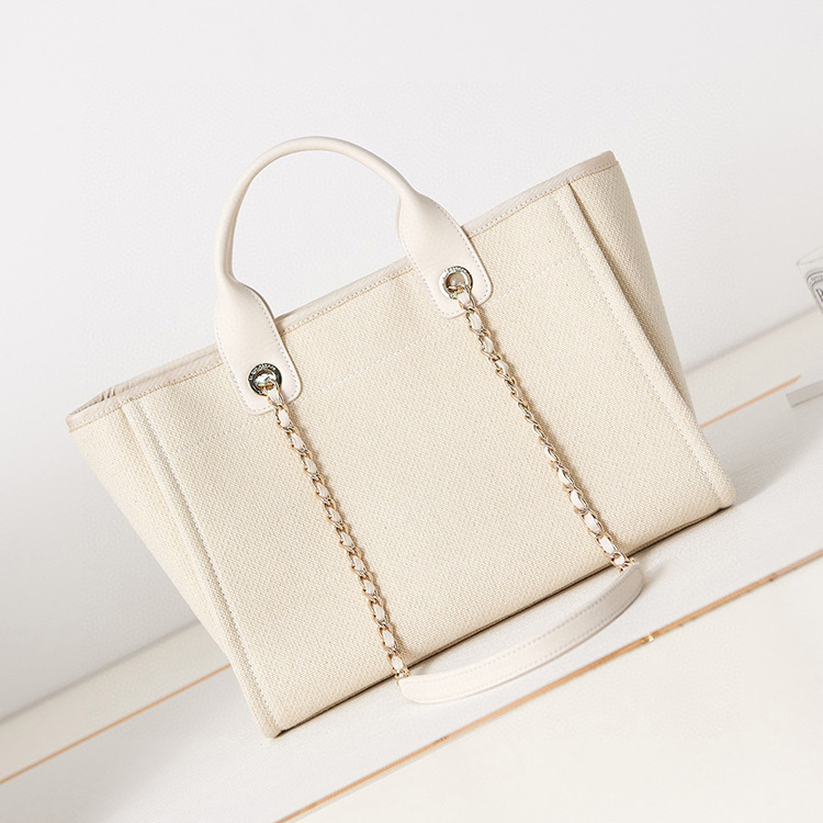 CHANEL SHOPPING BAG