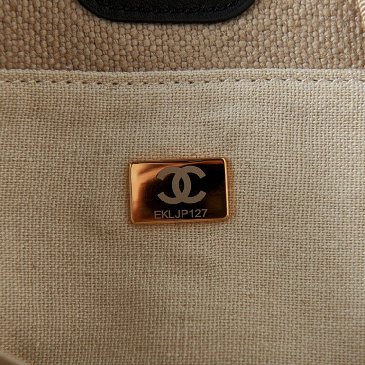 CHANEL SHOPPING BAG