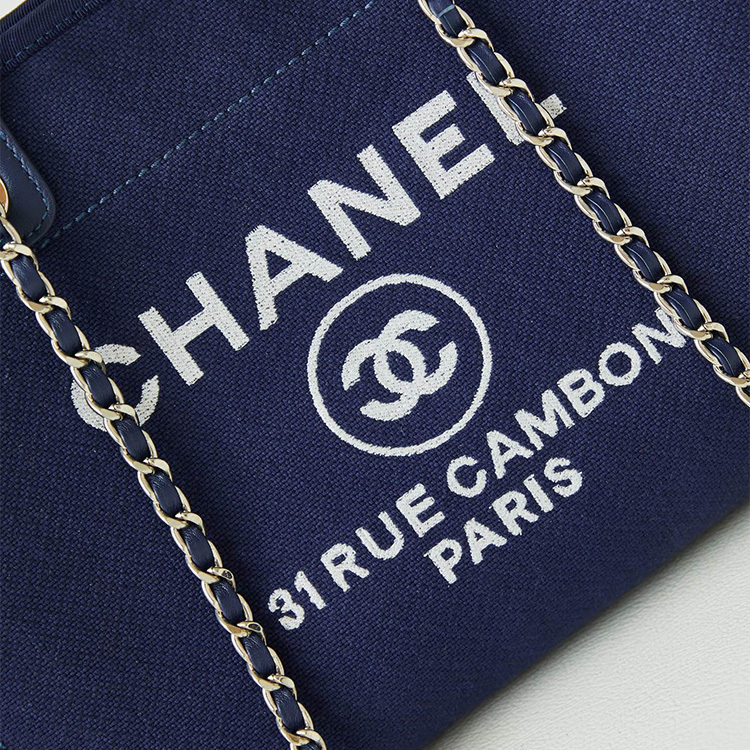 CHANEL SHOPPING BAG
